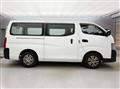2022 Nissan NV350 Caravan