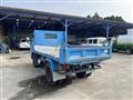 2002 Isuzu Elf