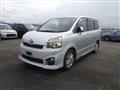 2010 Toyota Voxy