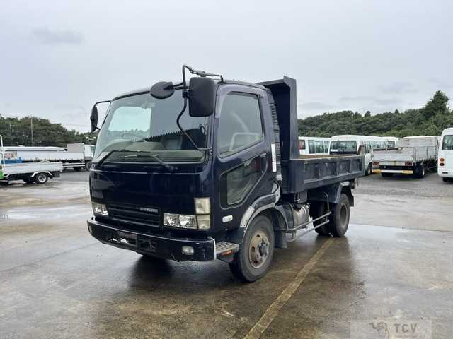 2003 Mitsubishi Fighter
