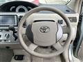 2007 Toyota Raum