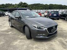 2016 Mazda Axela