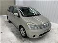 2003 Toyota Raum