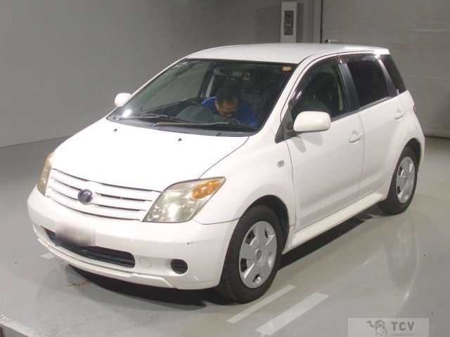 2006 Toyota IST
