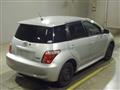 2005 Toyota IST