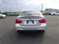 2011 BMW 3 Series