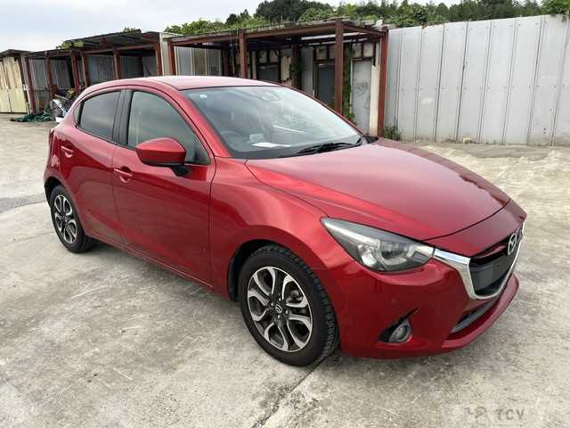 2015 Mazda Demio
