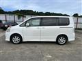 2008 Toyota Noah
