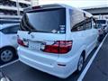 2005 Toyota Alphard