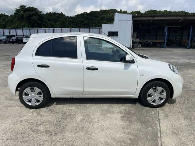 Nissan March 2021 photo 5