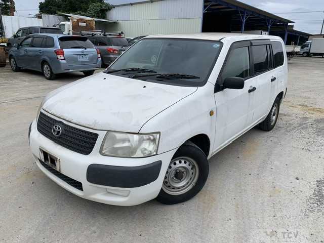 2010 Toyota Succeed Van