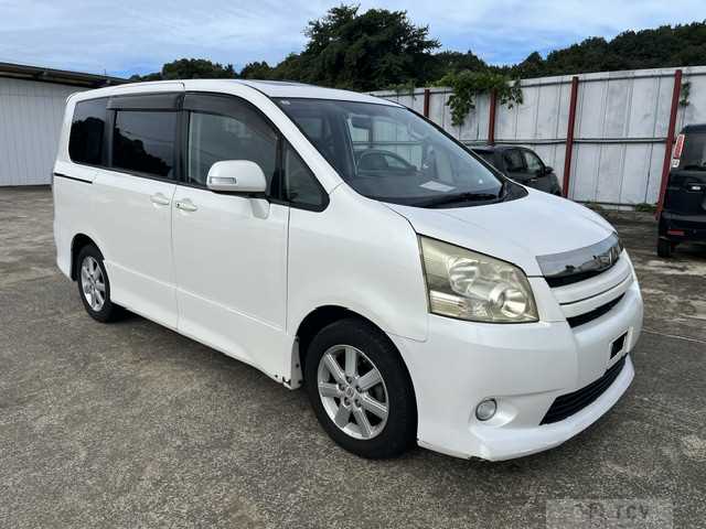 2008 Toyota Noah