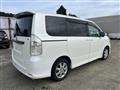 2008 Toyota Noah