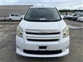 2008 Toyota Noah