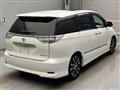 2013 Toyota Estima