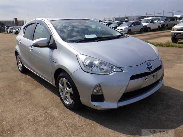 2013 Toyota AQUA