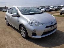 2013 Toyota AQUA