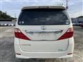 2009 Toyota Alphard