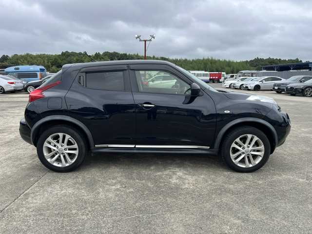 Nissan Juke 2013 photo 5