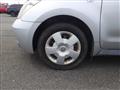 2003 Toyota IST