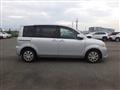 2011 Toyota Sienta