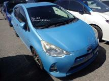 2013 Toyota AQUA
