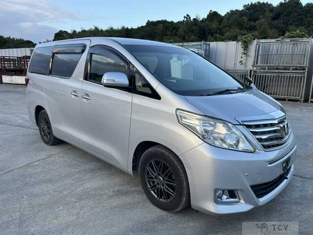 2012 Toyota Alphard