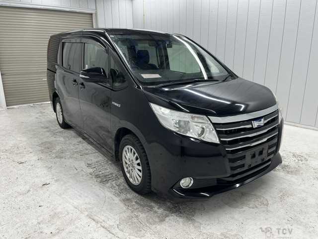 2015 Toyota Noah