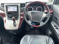 2010 Toyota Alphard