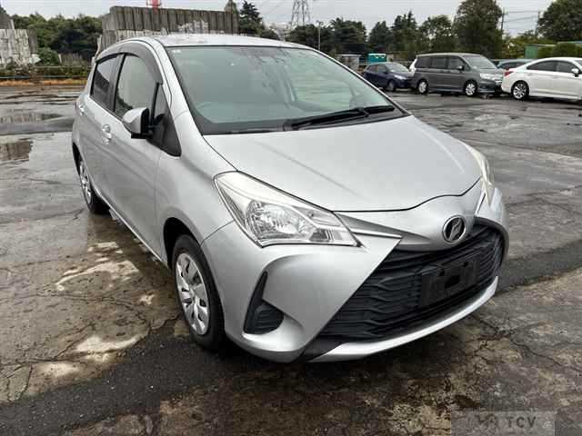 2017 Toyota Vitz