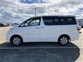 2005 Toyota Alphard