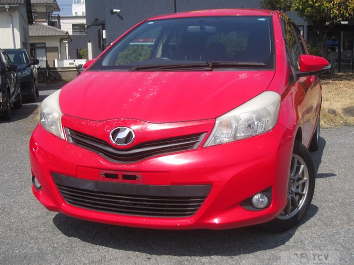 2013 Toyota Vitz