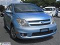 2005 Toyota IST