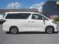 2013 Toyota Alphard