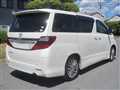 2013 Toyota Alphard