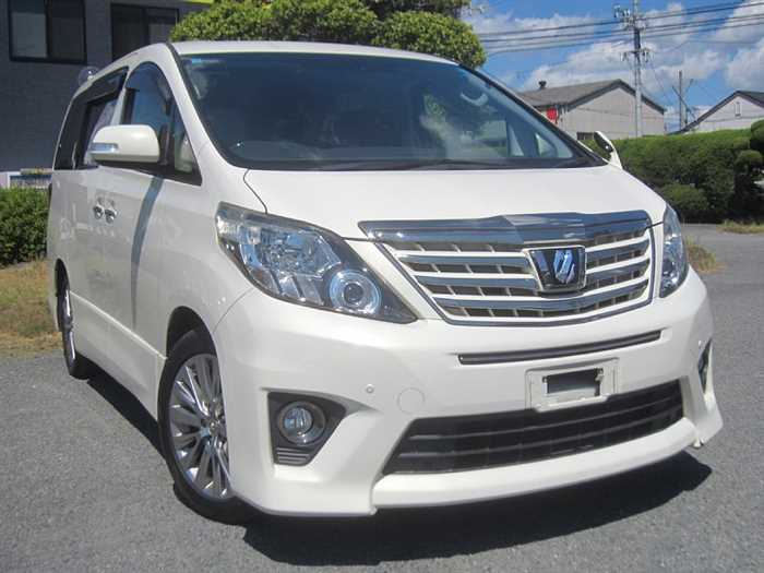 Toyota Alphard 2013 photo 2