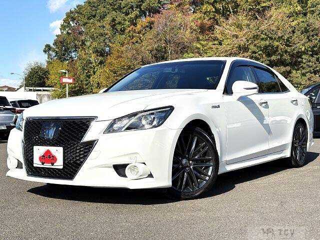 2015 Toyota Crown