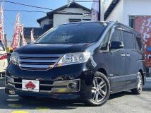 2013 Nissan Serena