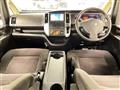 2009 Nissan Serena