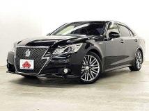 2013 Toyota Crown