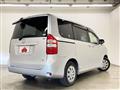 2010 Toyota Noah