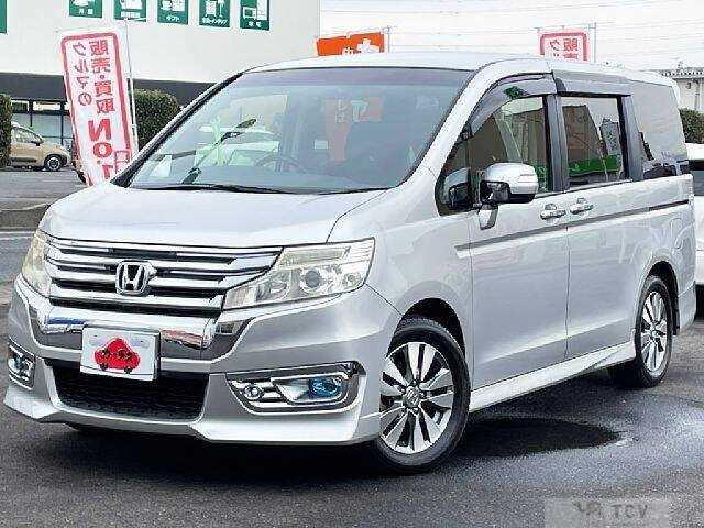 2013 Honda Step WGN
