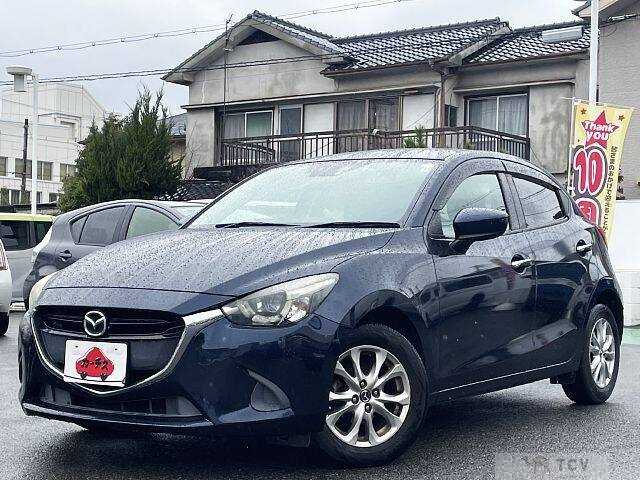 2016 Mazda Demio