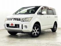 2013 Mitsubishi Delica D5