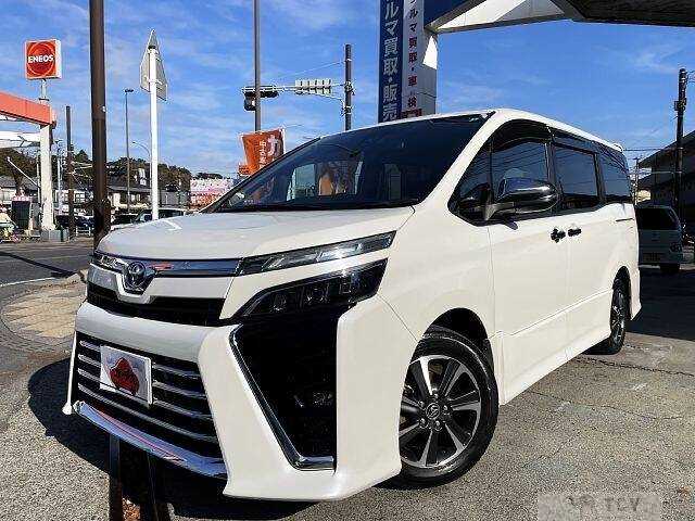 2021 Toyota Voxy