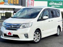 2013 Nissan Serena