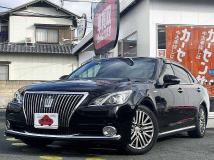 2015 Toyota Crown Majesta