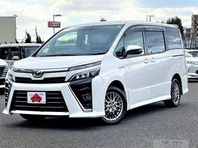 2017 Toyota Voxy