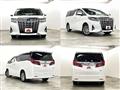 2022 Toyota Alphard Hybrid
