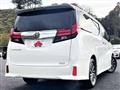2016 Toyota Alphard